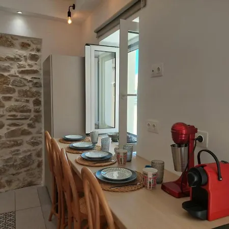 Appartamento Vaporia Stone House Seaview