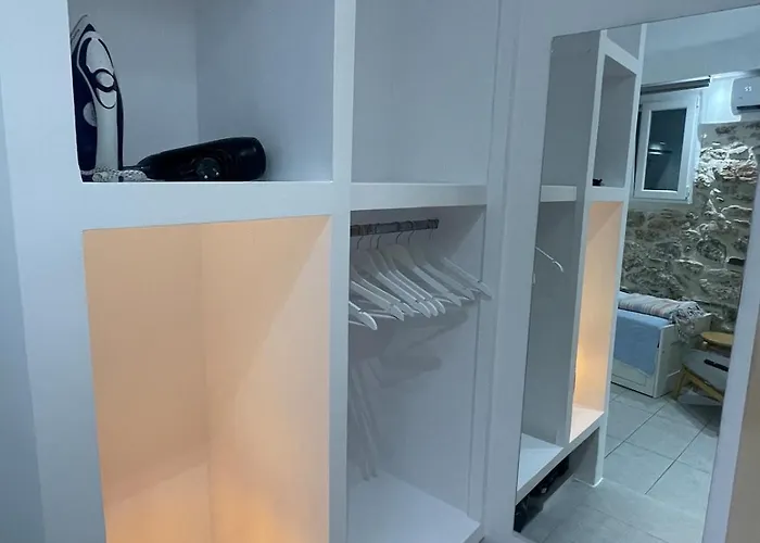 Vaporia Stone House Seaview * Ermoupoli