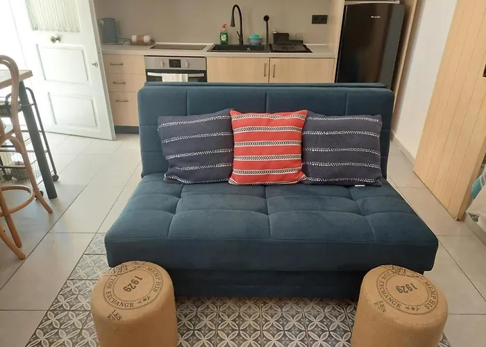 Vaporia Stone House Seaview