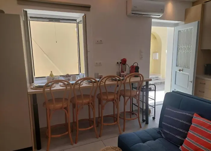 Vaporia Stone House Seaview * Ermoupoli